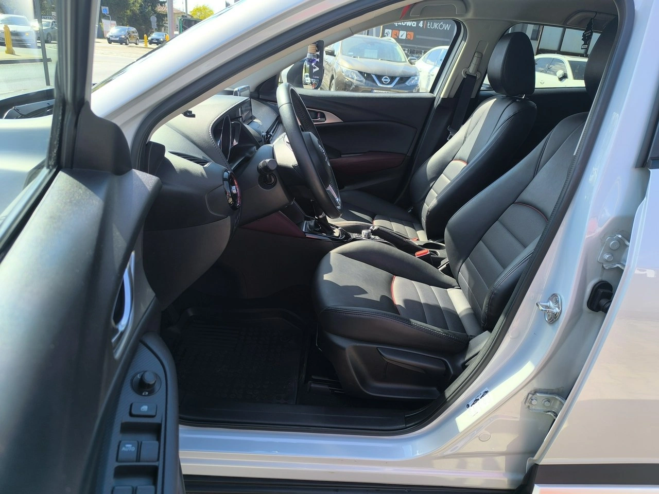 Mazda CX-3 - Zdjęcie 18