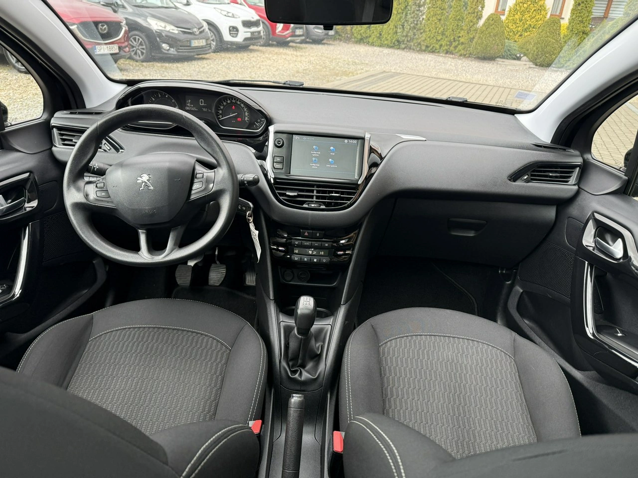 Peugeot 208 - Zdjęcie 13