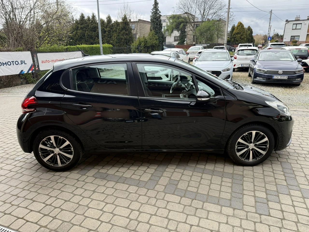 Peugeot 208 - Zdjęcie 4