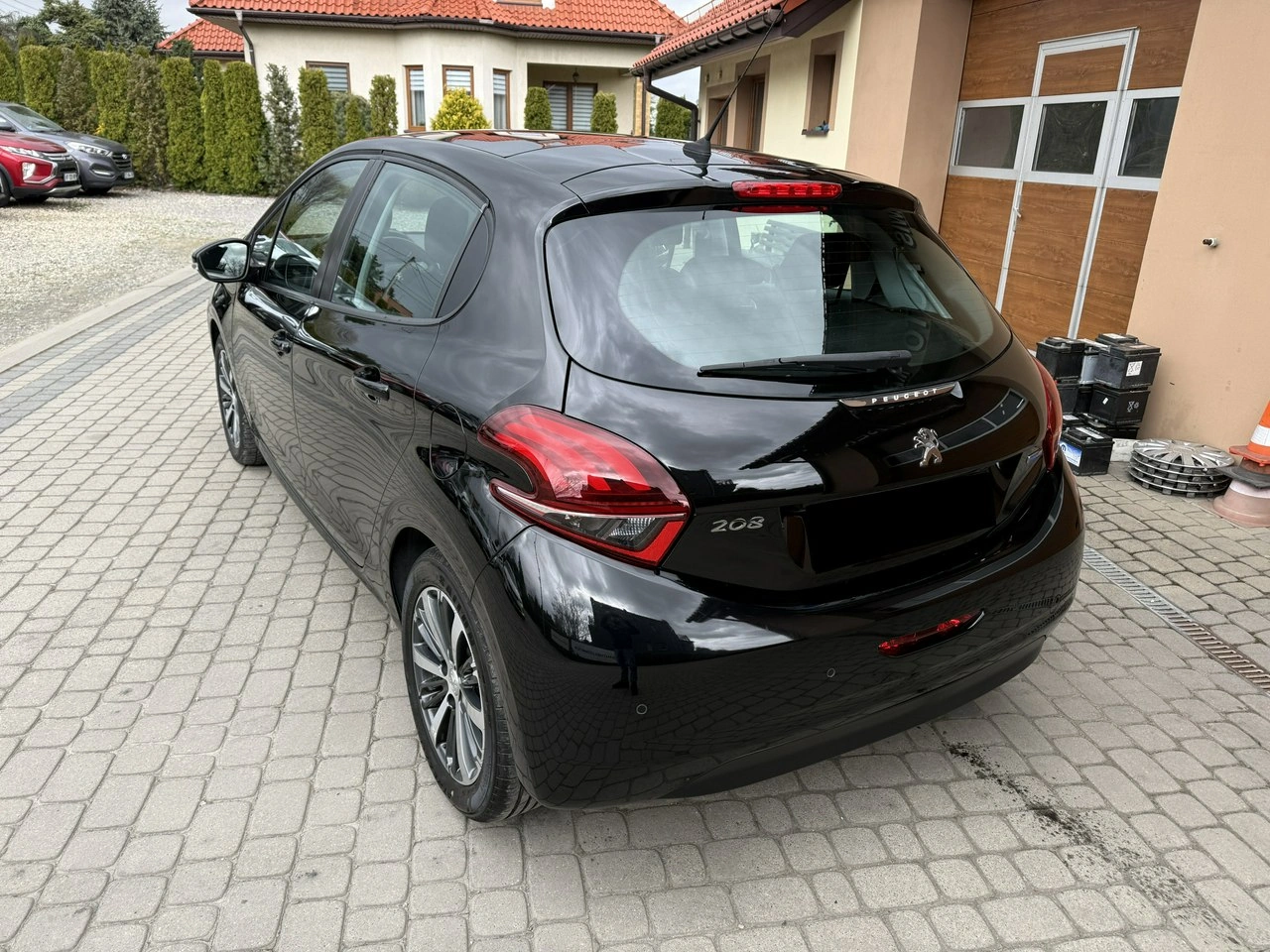 Peugeot 208 - Zdjęcie 8