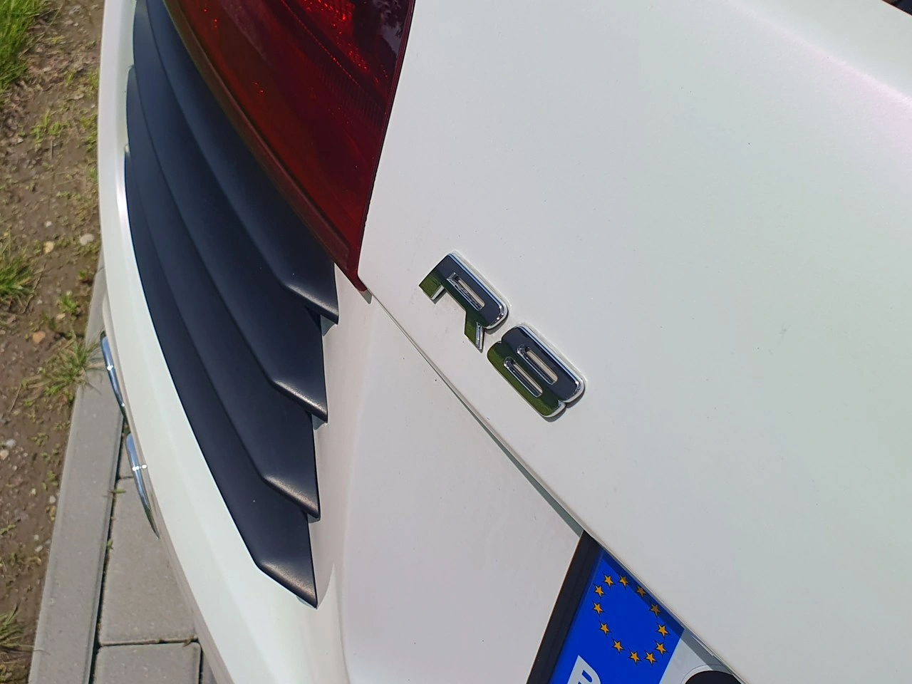 Audi R8 - Zdjęcie 12