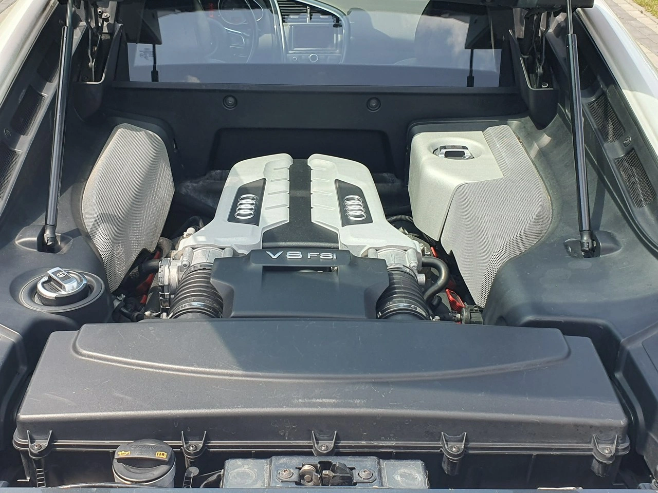 Audi R8 - Zdjęcie 15
