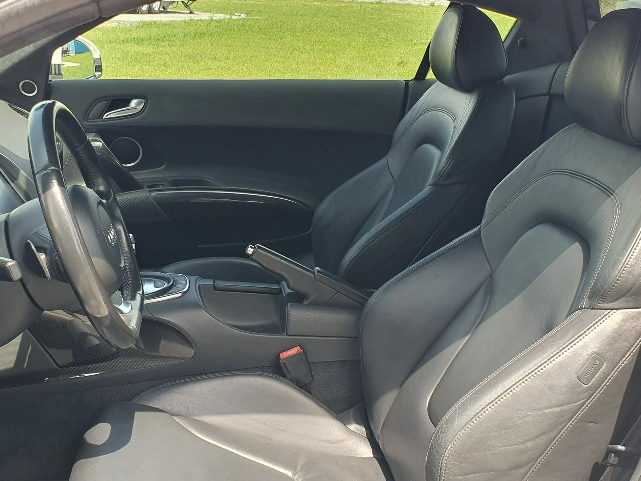 Audi R8 - Zdjęcie 17