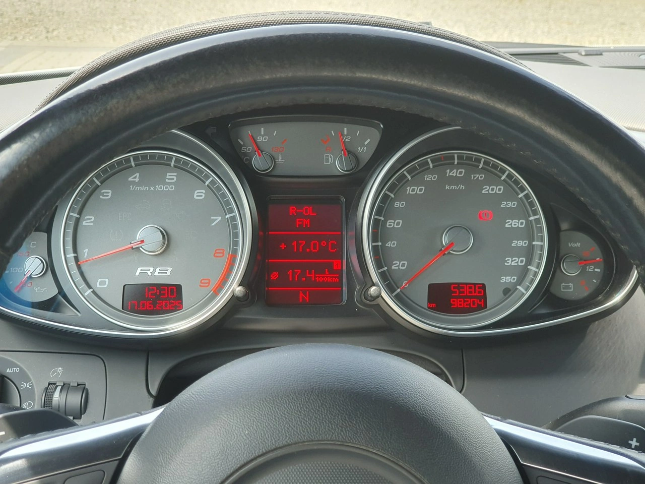 Audi R8 - Zdjęcie 23