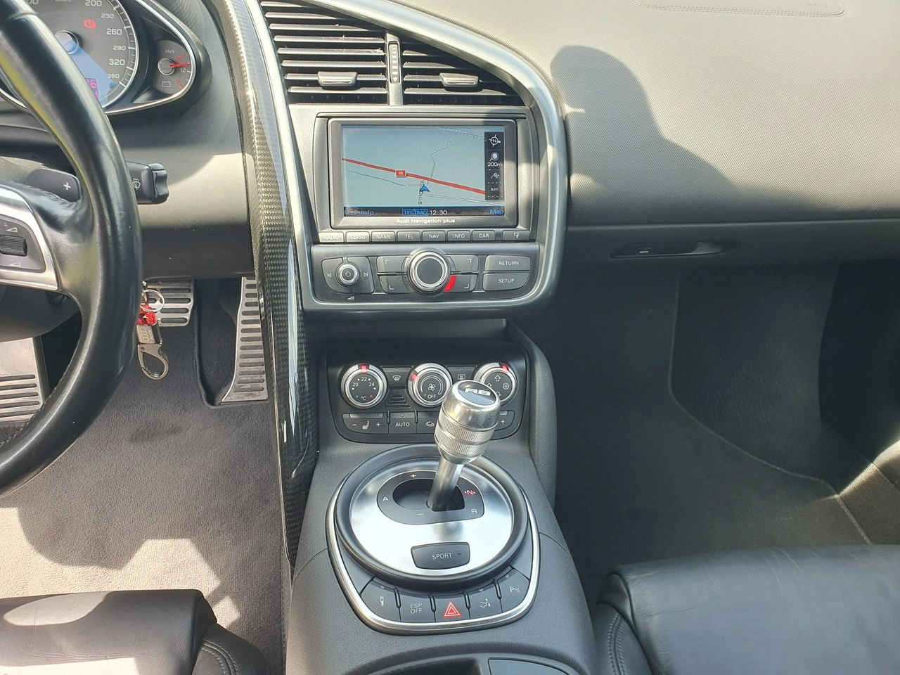 Audi R8 - Zdjęcie 24