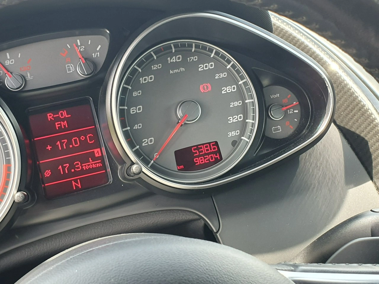 Audi R8 - Zdjęcie 25