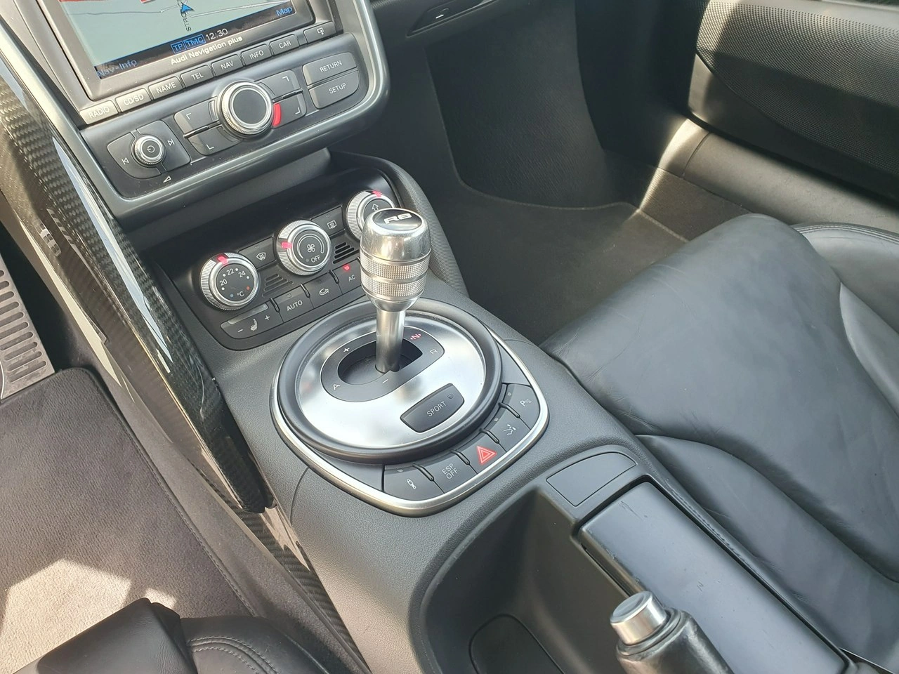 Audi R8 - Zdjęcie 26