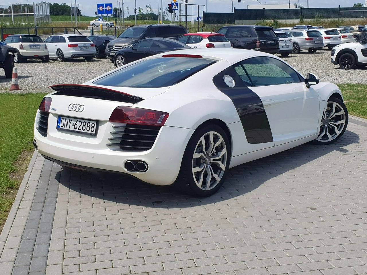 Audi R8 - Zdjęcie 29