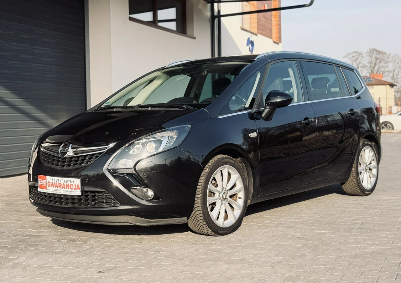 Opel Zafira - Zdjęcie 11