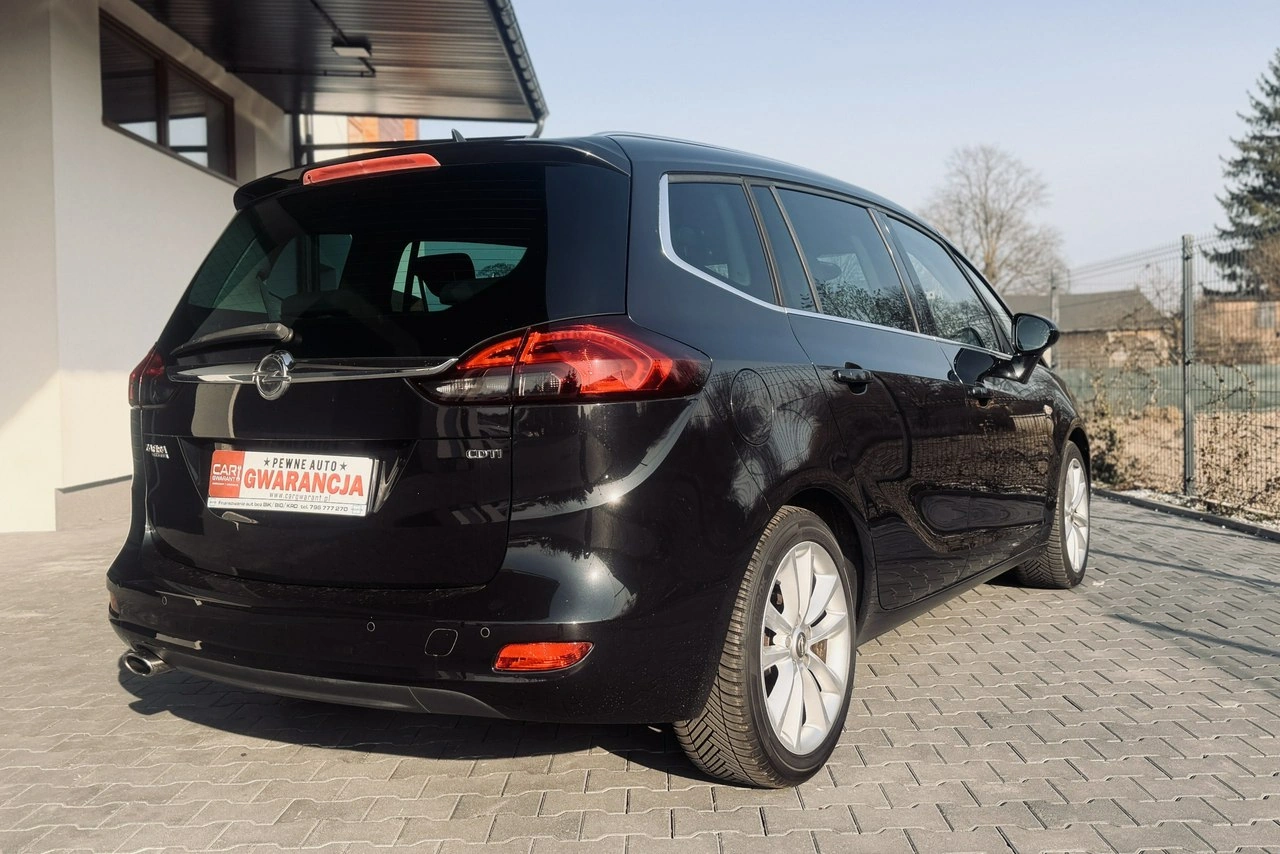 Opel Zafira - Zdjęcie 17