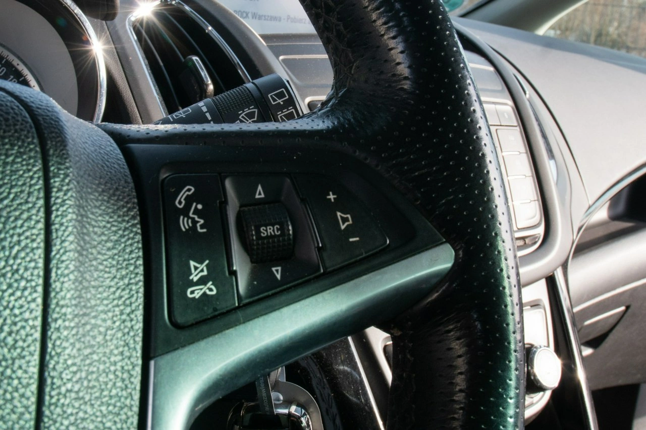 Opel Zafira - Zdjęcie 24