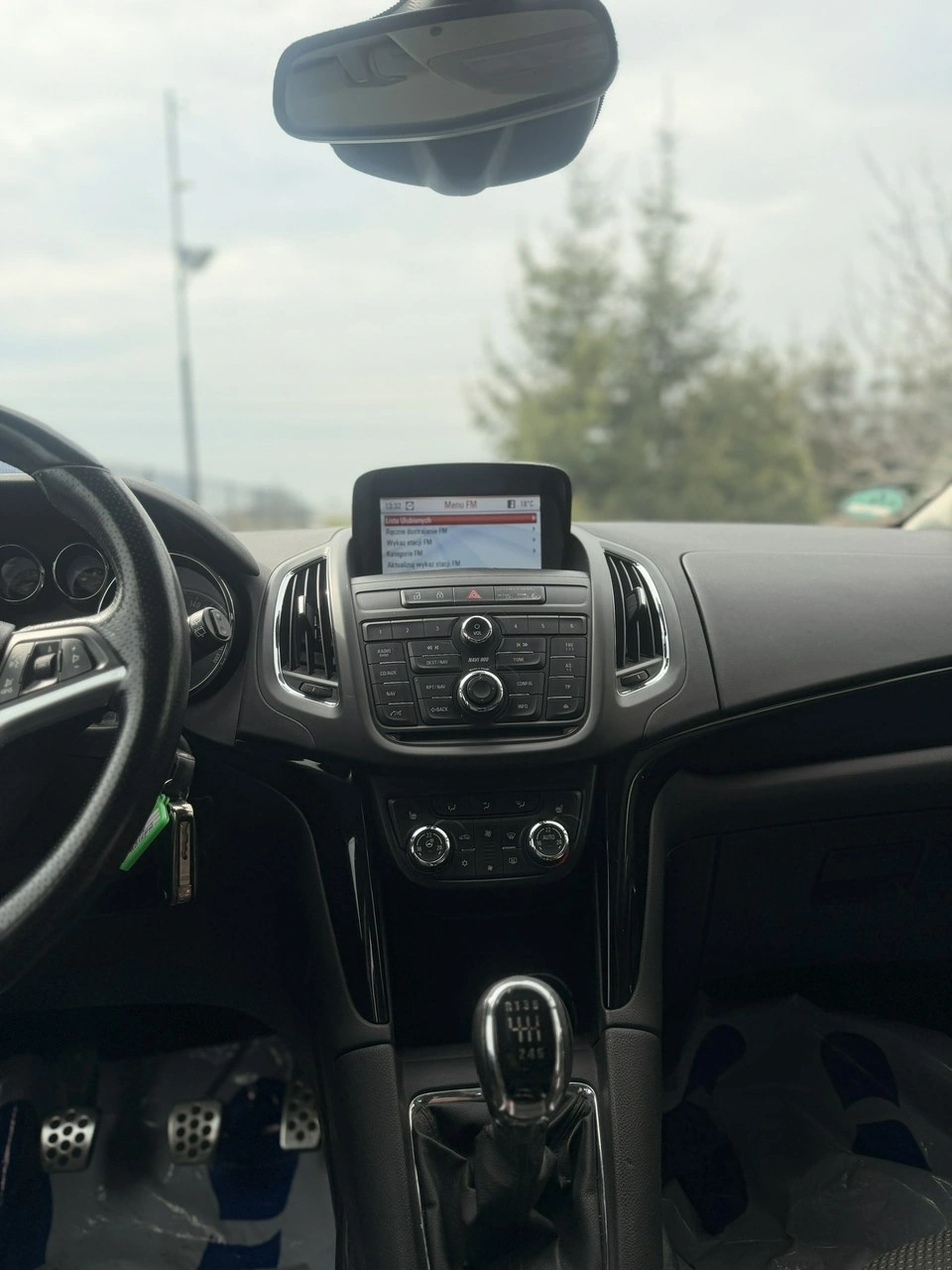 Opel Zafira - Zdjęcie 36