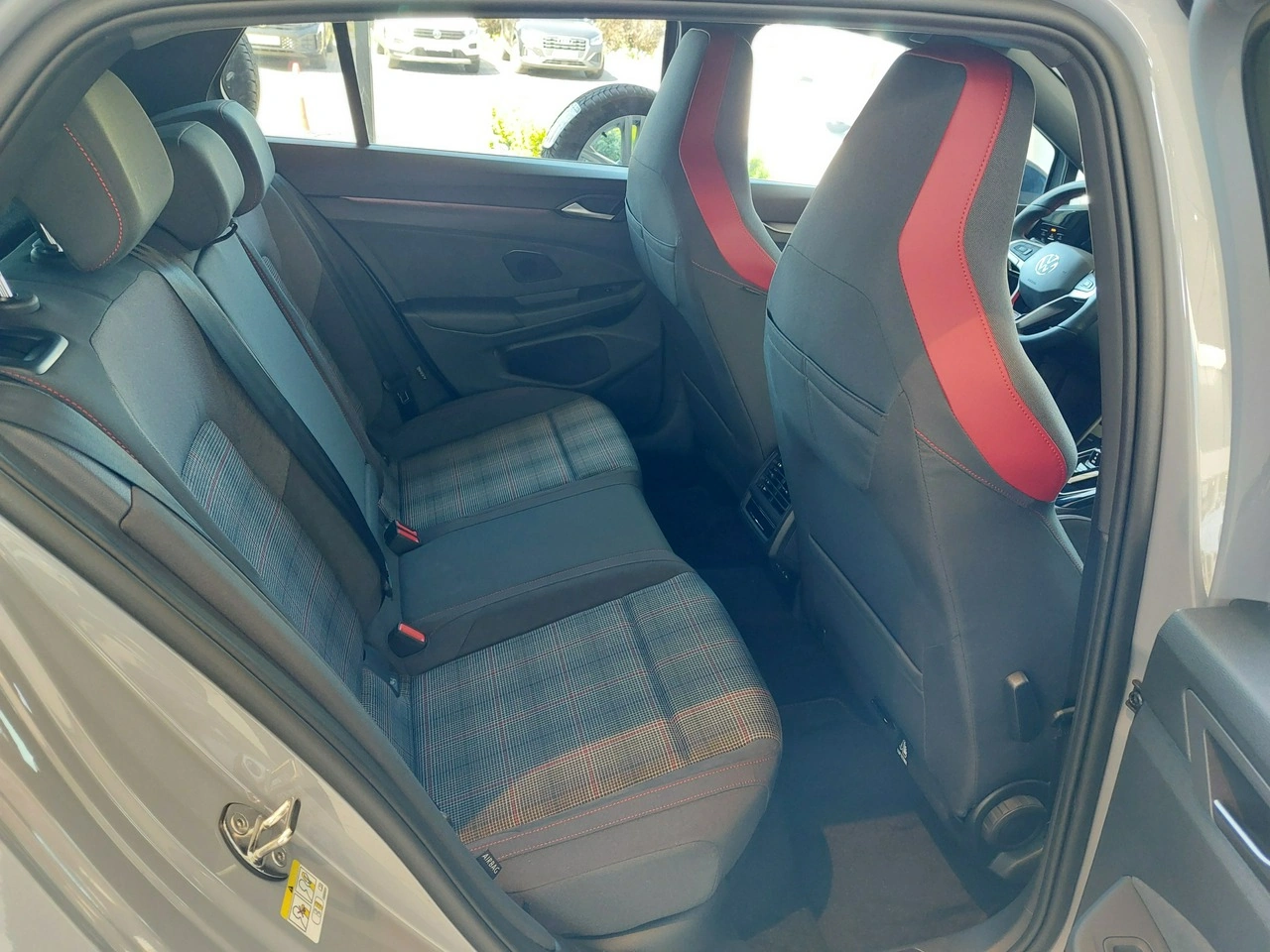 Volkswagen Golf - Zdjęcie 11