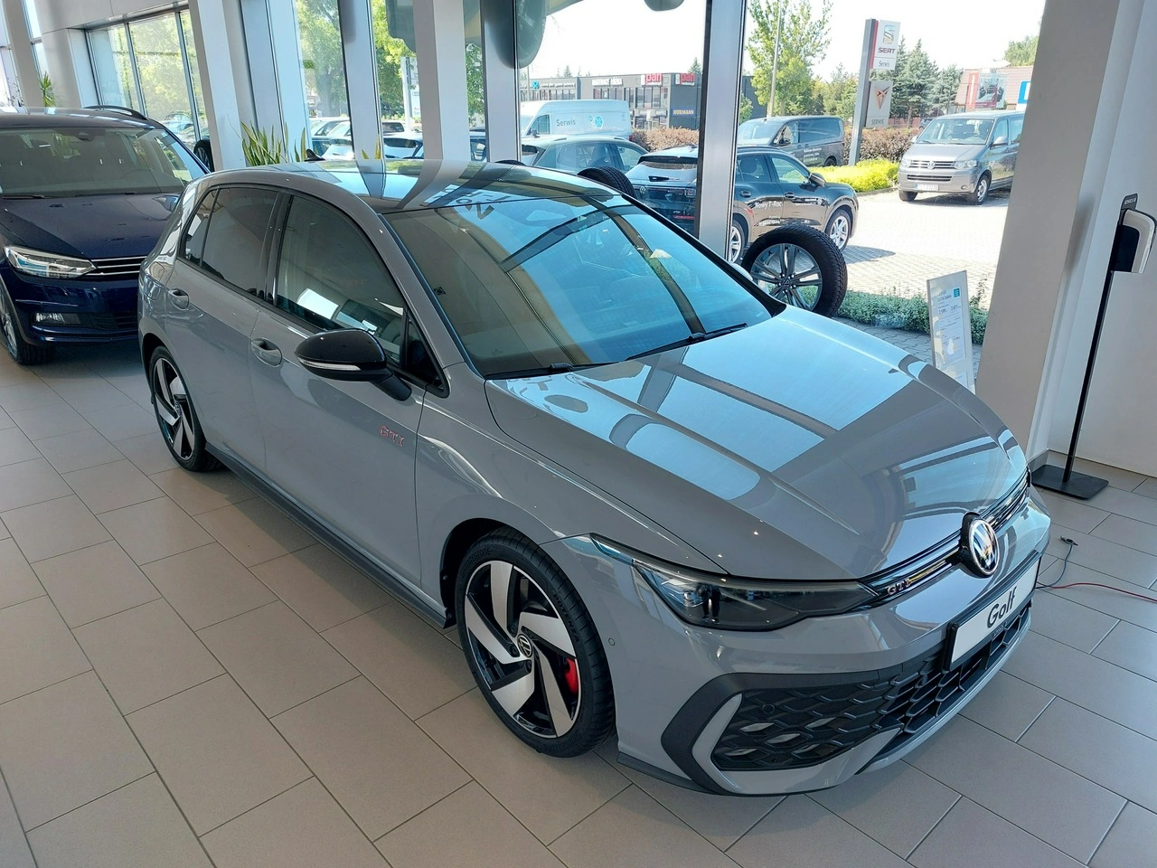 Volkswagen Golf - Zdjęcie 1