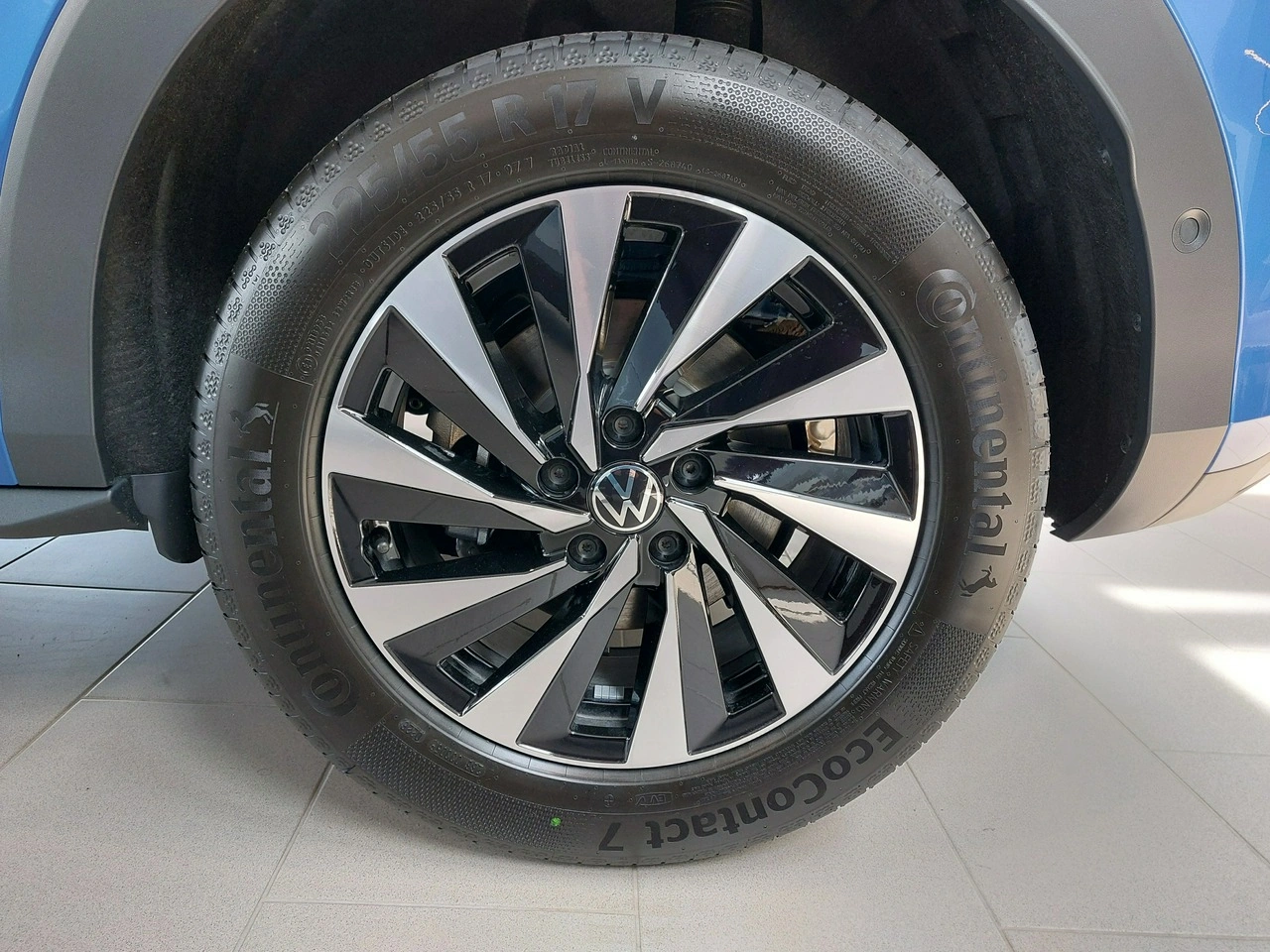 Volkswagen T-Roc - Zdjęcie 8