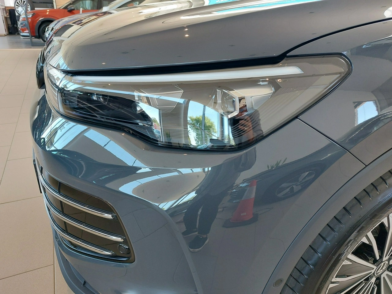 Volkswagen Tiguan - Zdjęcie 3