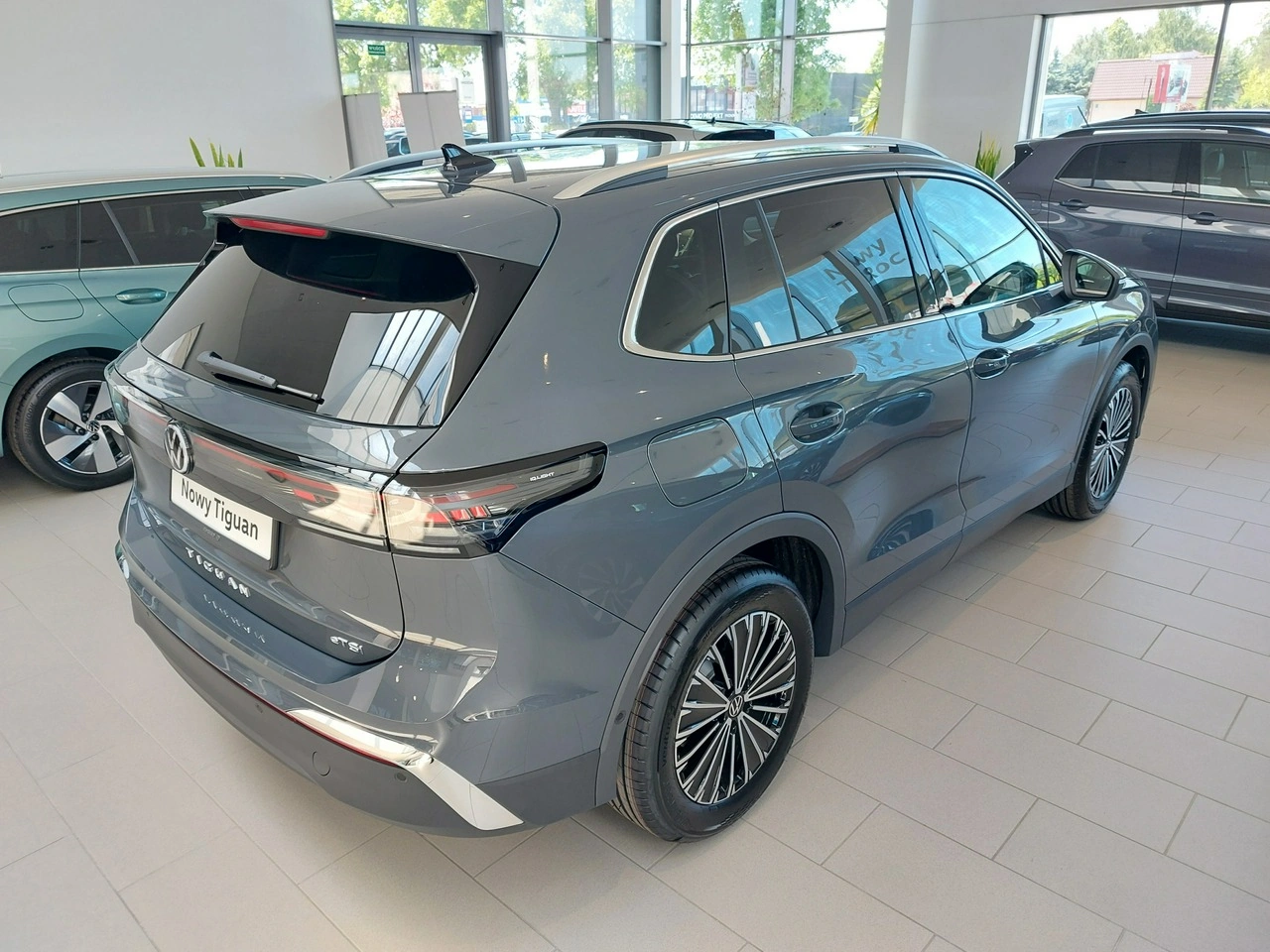 Volkswagen Tiguan - Zdjęcie 5