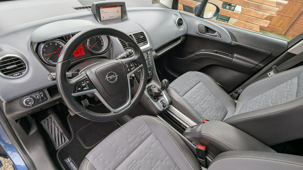 Opel Meriva - Zdjęcie 16