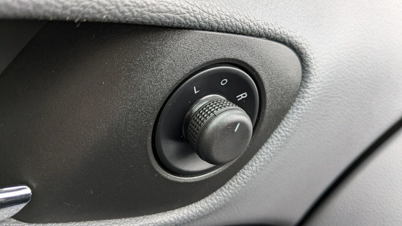 Opel Meriva - Zdjęcie 35