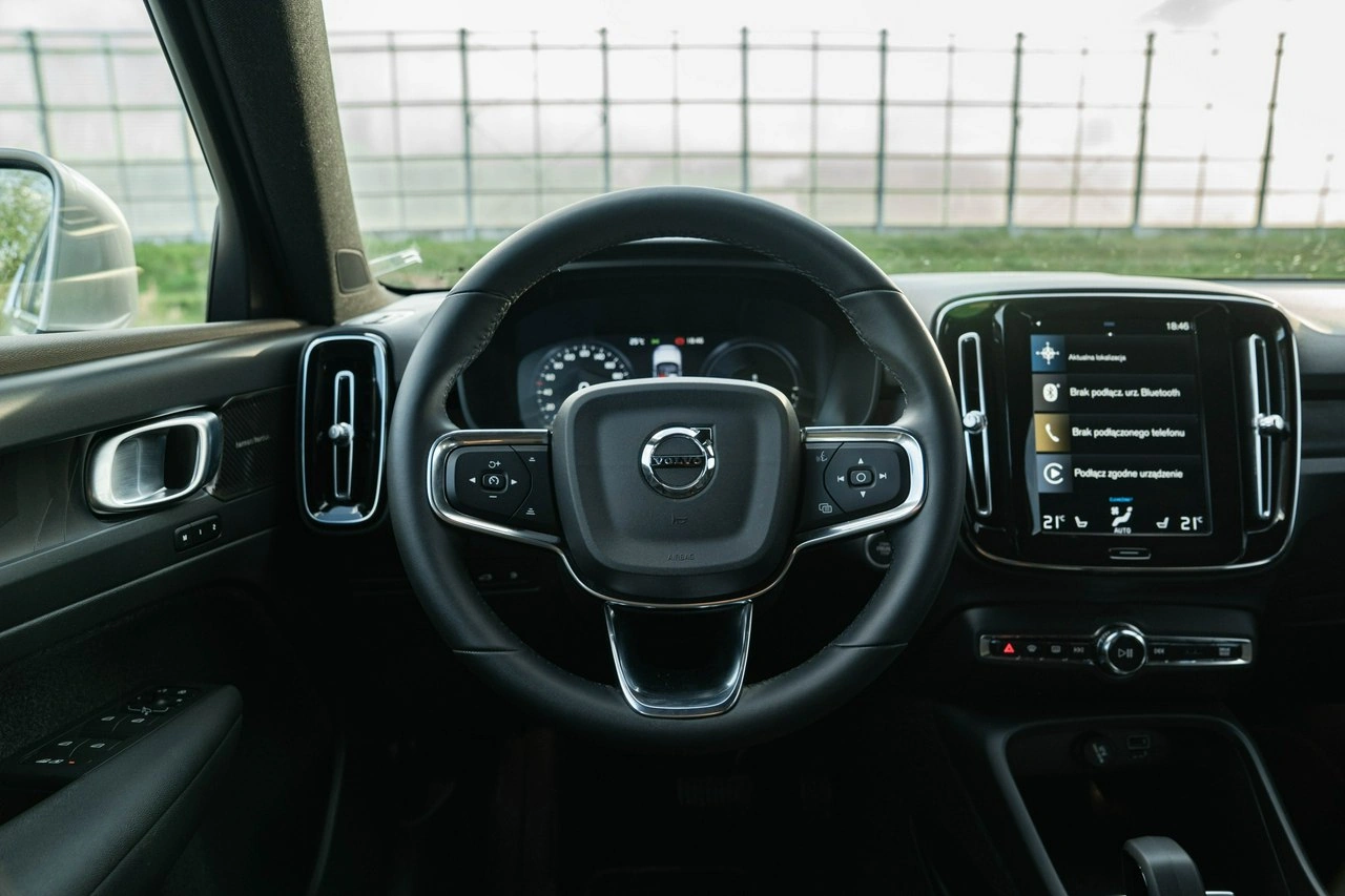 Volvo XC 40 - Zdjęcie 17