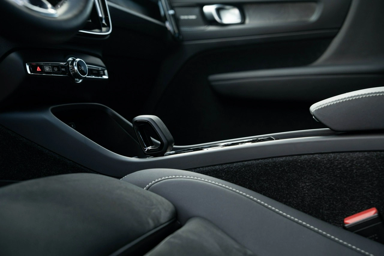 Volvo XC 40 - Zdjęcie 24