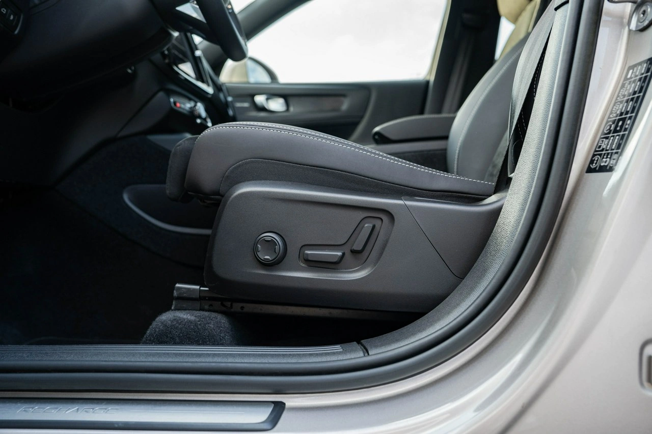 Volvo XC 40 - Zdjęcie 25