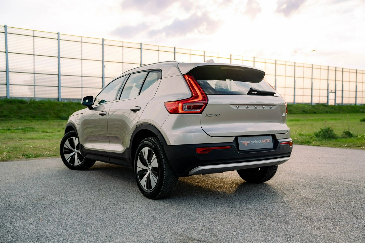Volvo XC 40 - Zdjęcie 3