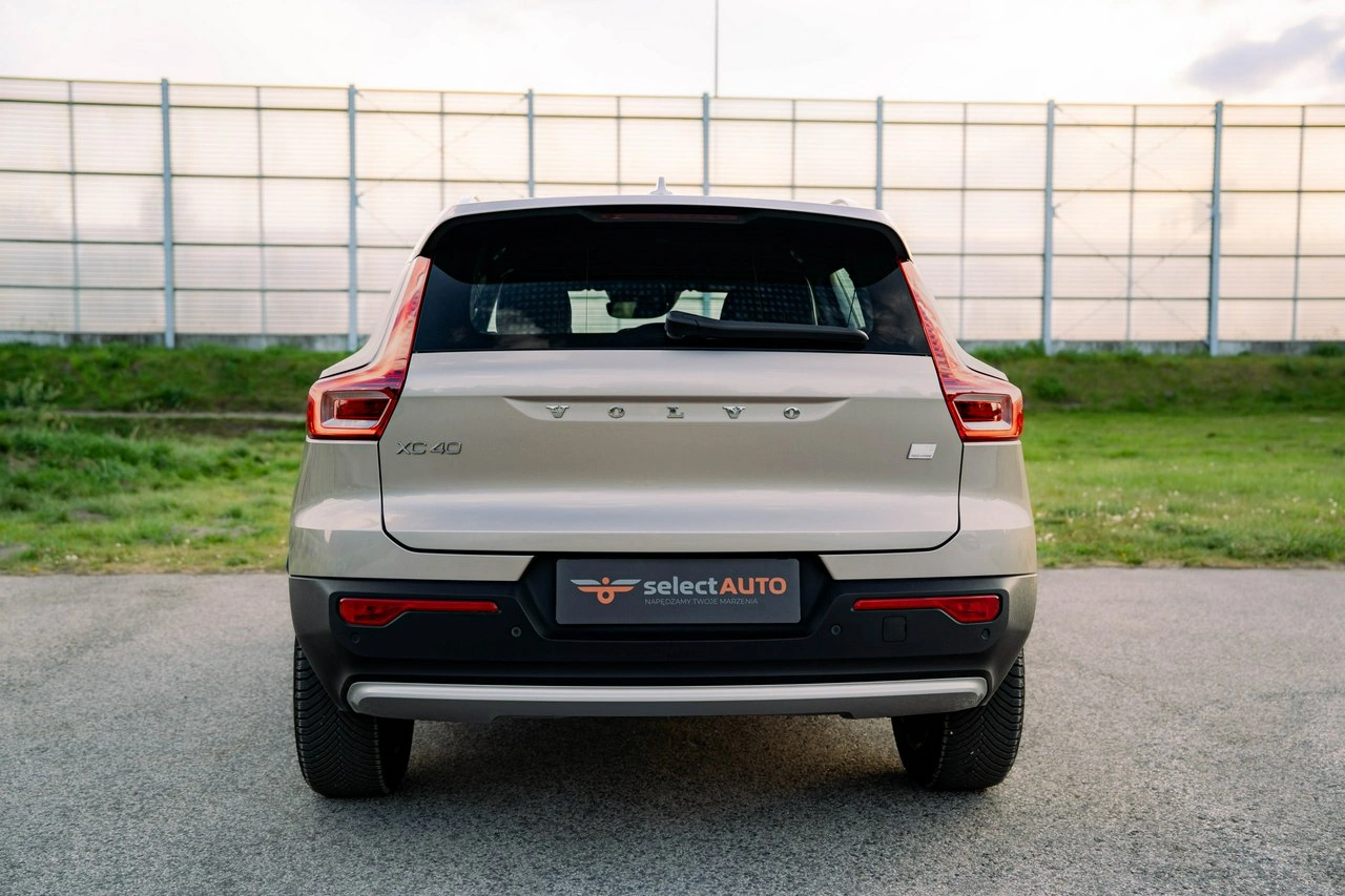 Volvo XC 40 - Zdjęcie 4