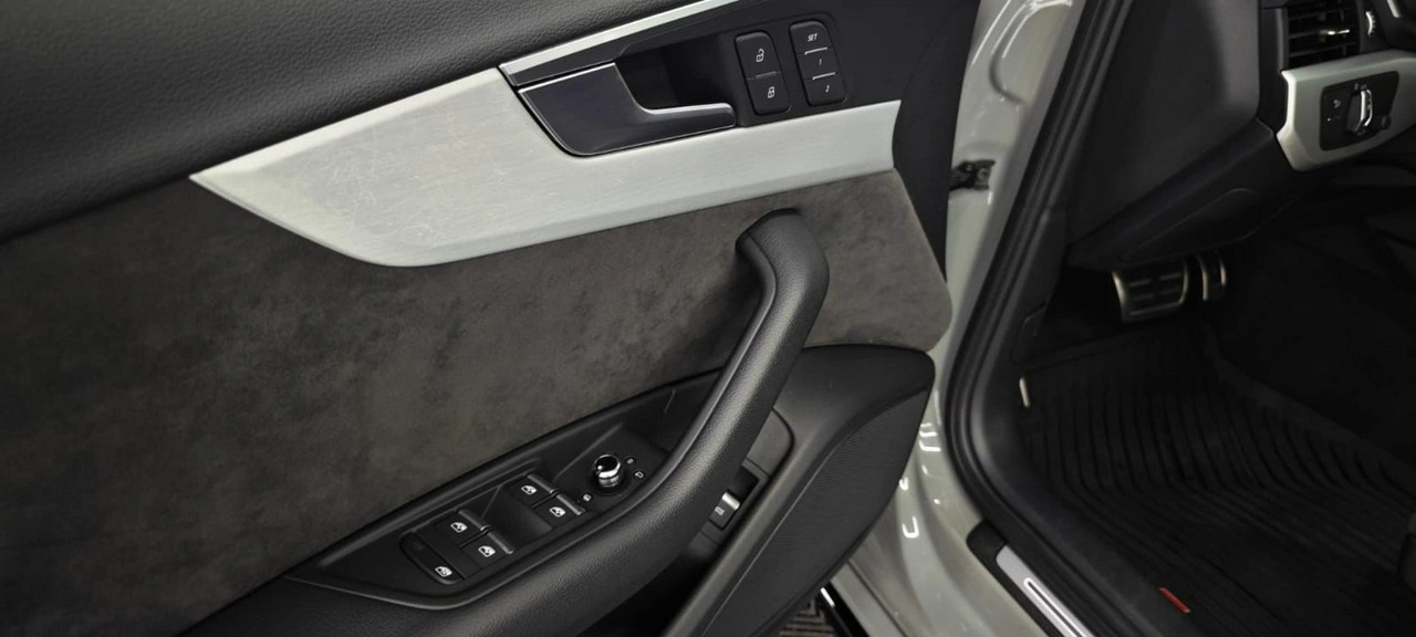 Audi S4 - Zdjęcie 18