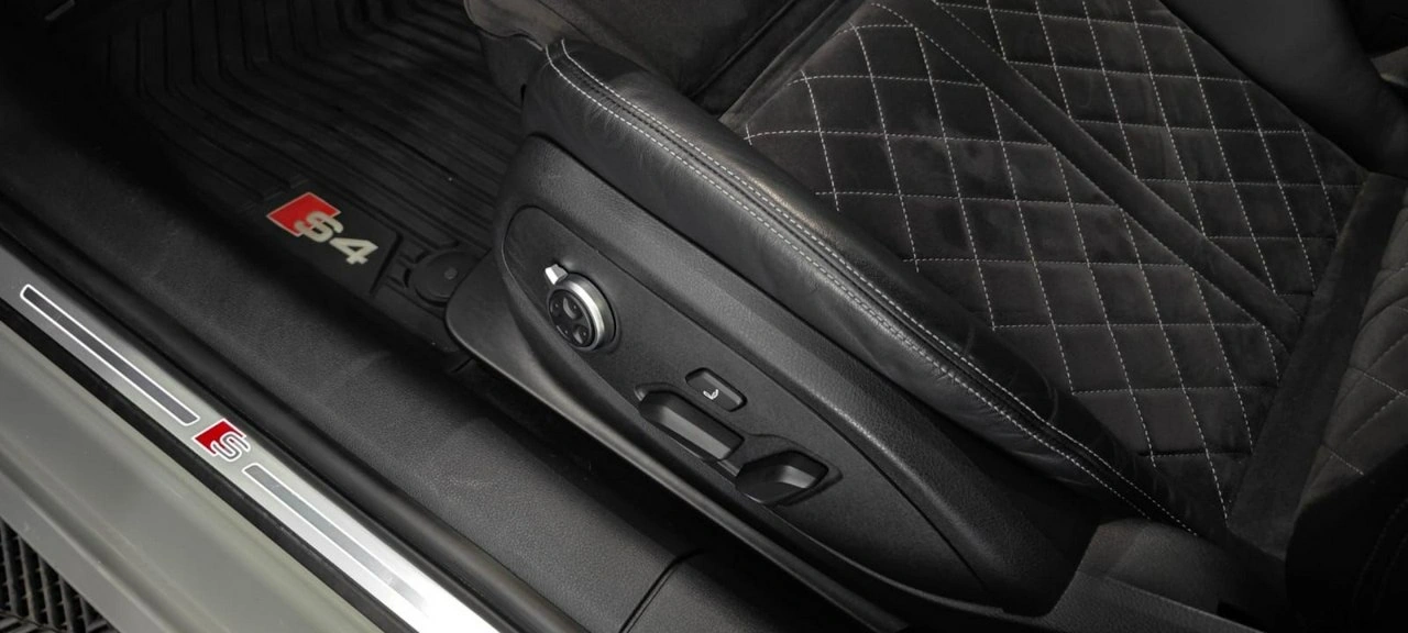 Audi S4 - Zdjęcie 21