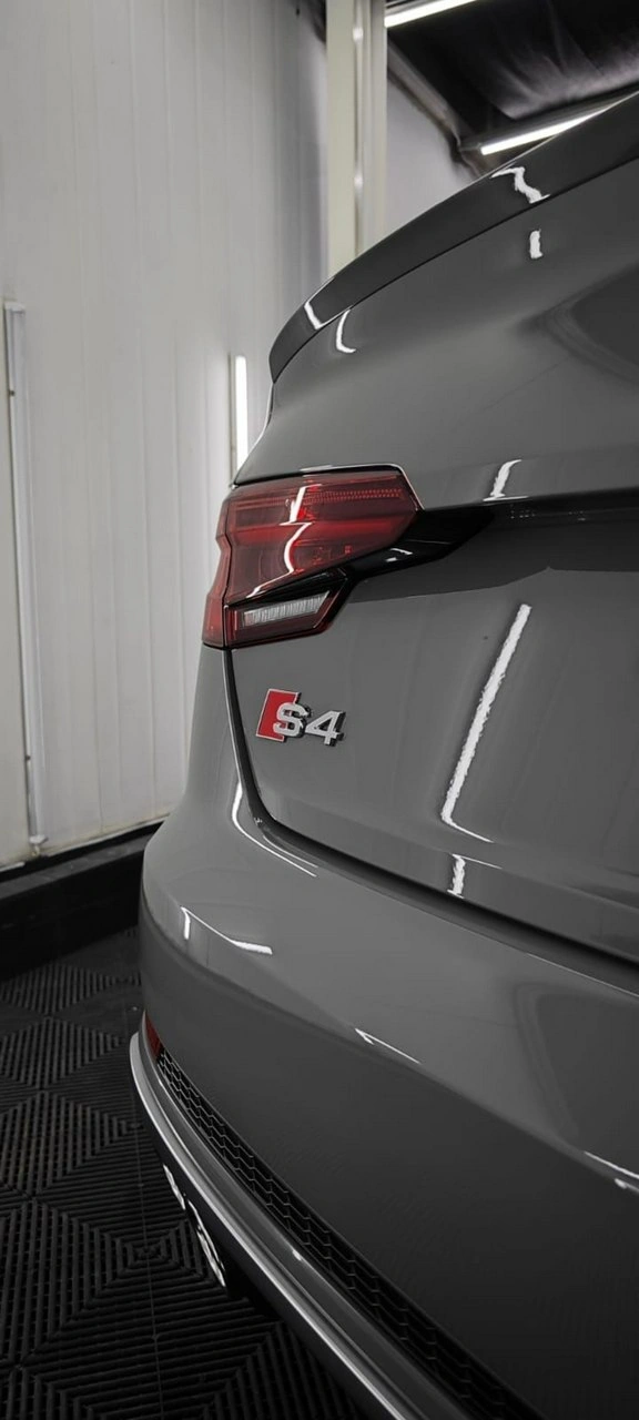 Audi S4 - Zdjęcie 6