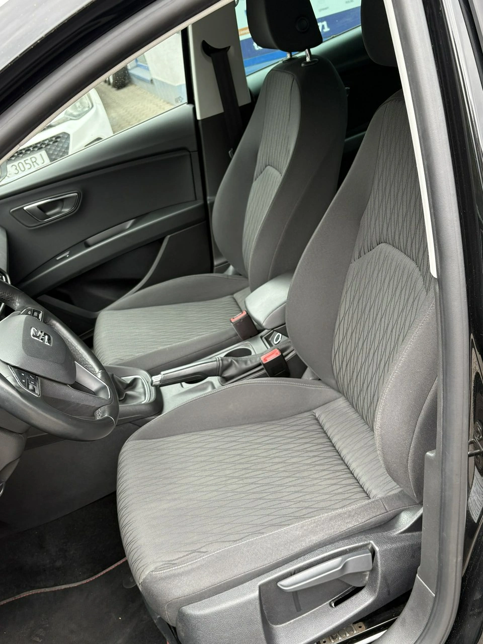 Seat Leon - Zdjęcie 9