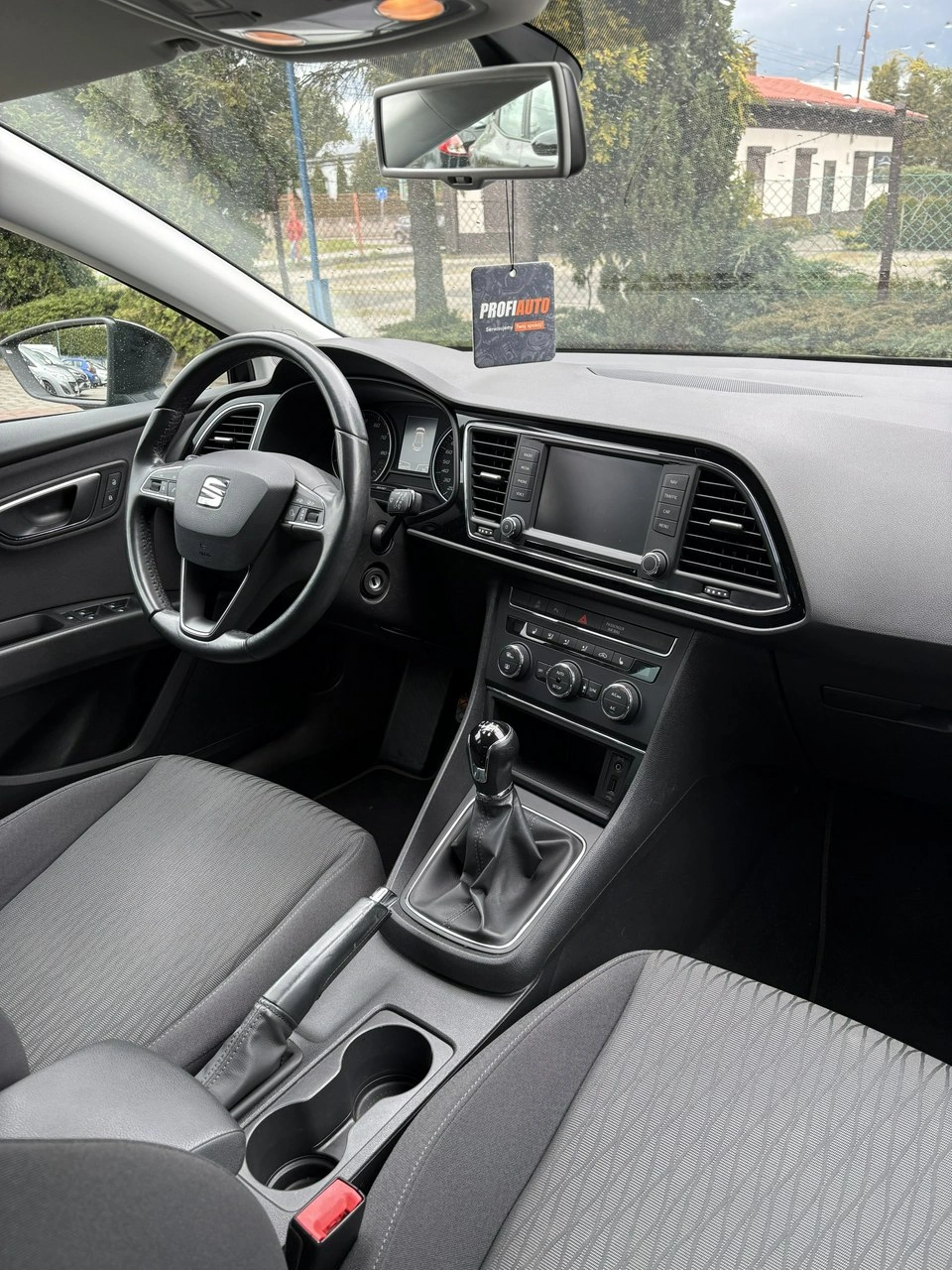 Seat Leon - Zdjęcie 7