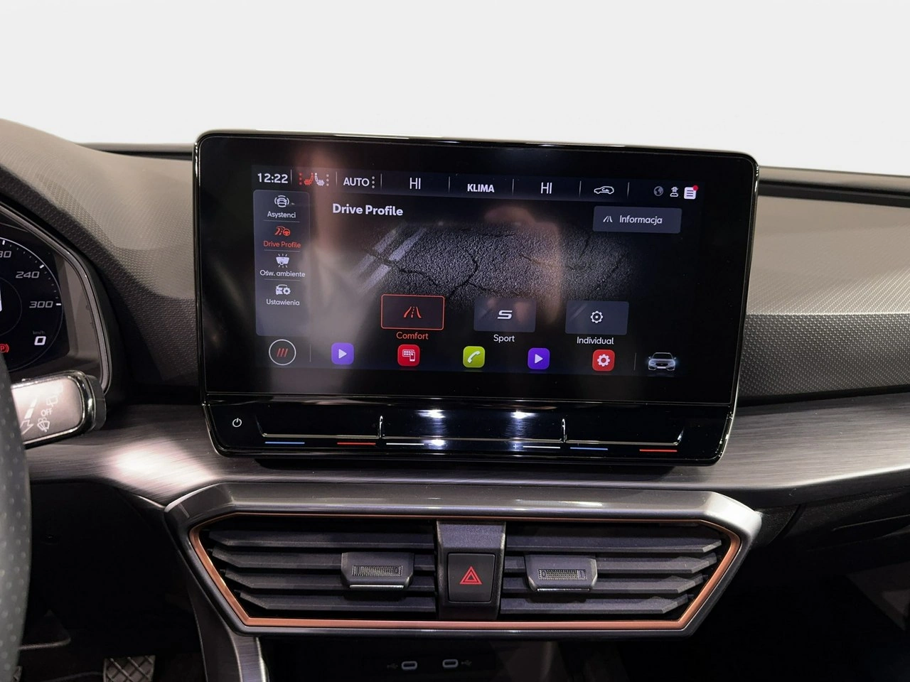 Cupra Leon Sportstourer - Zdjęcie 21