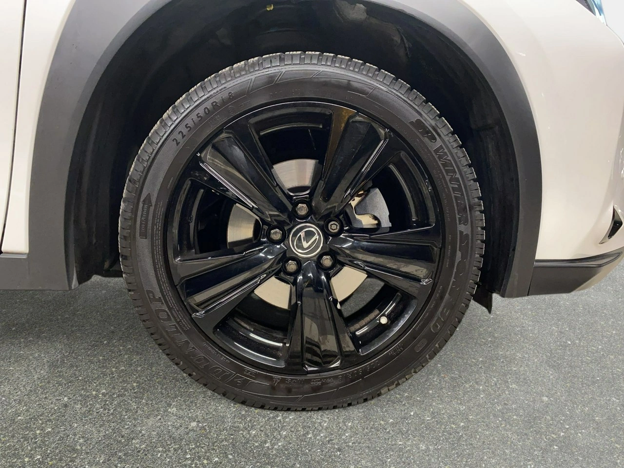 Lexus UX - Zdjęcie 9