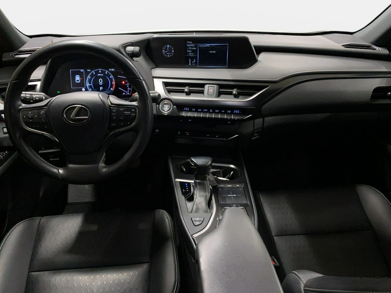 Lexus UX - Zdjęcie 18