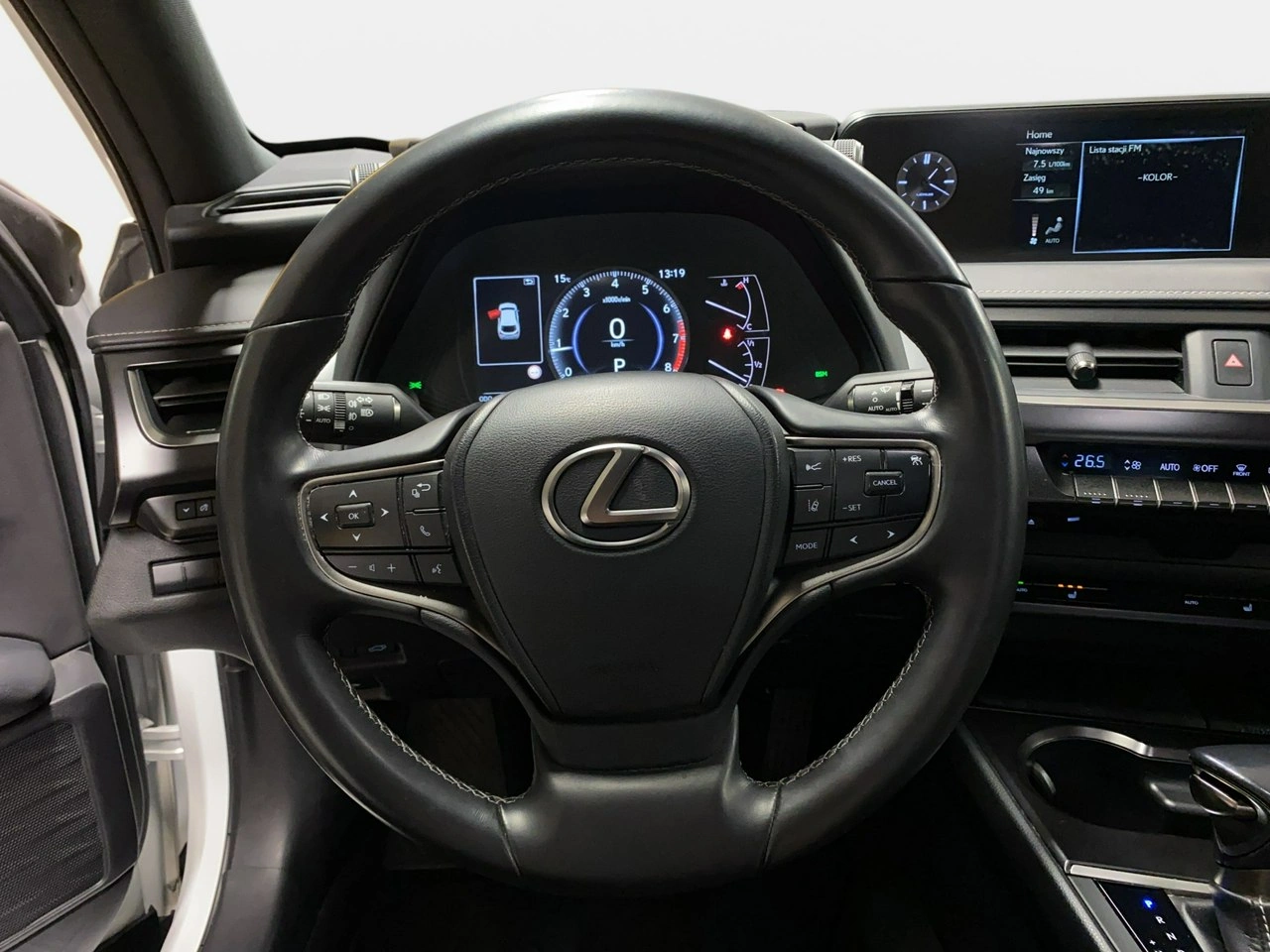 Lexus UX - Zdjęcie 19