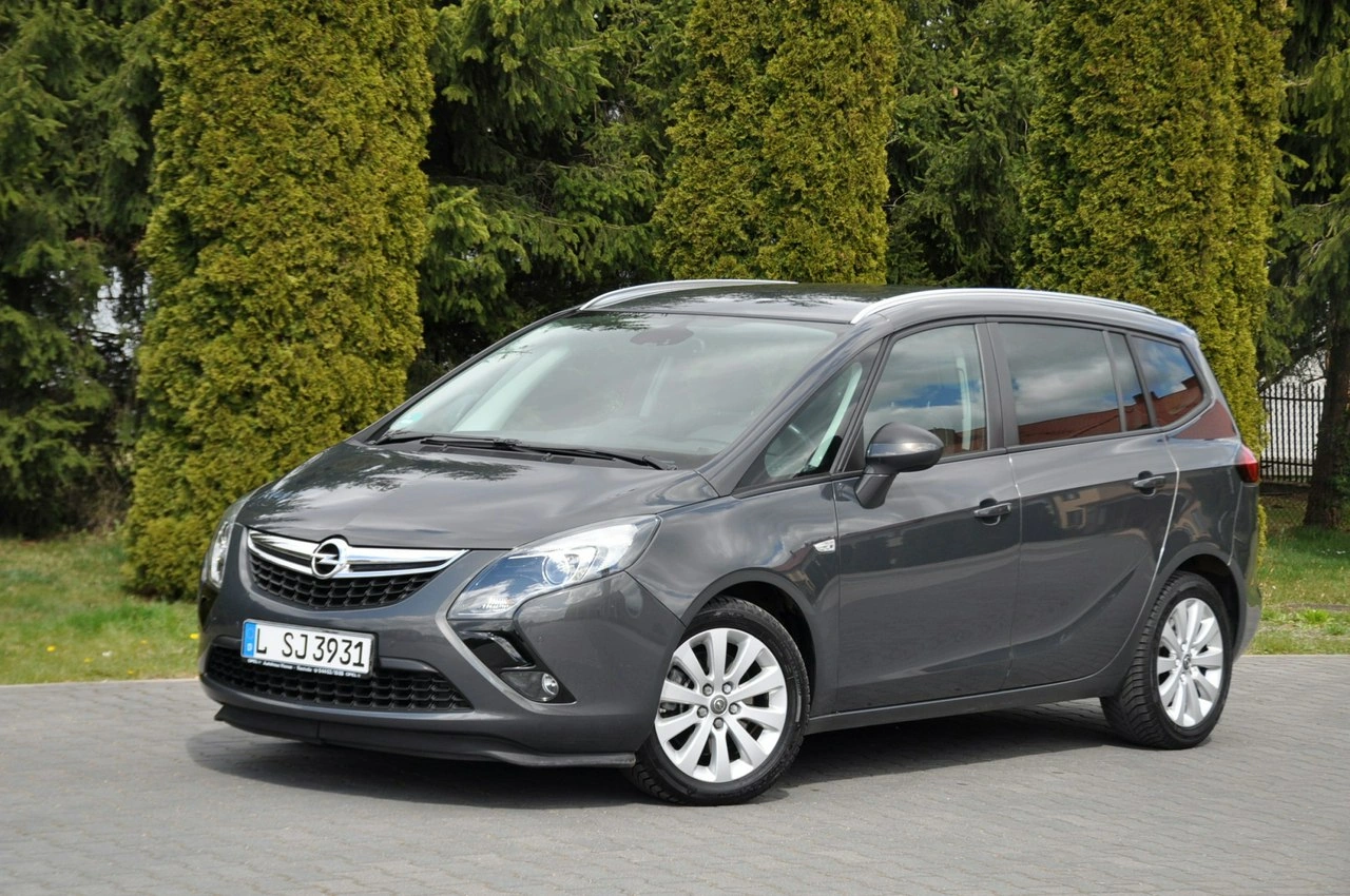Opel Zafira - Zdjęcie 9