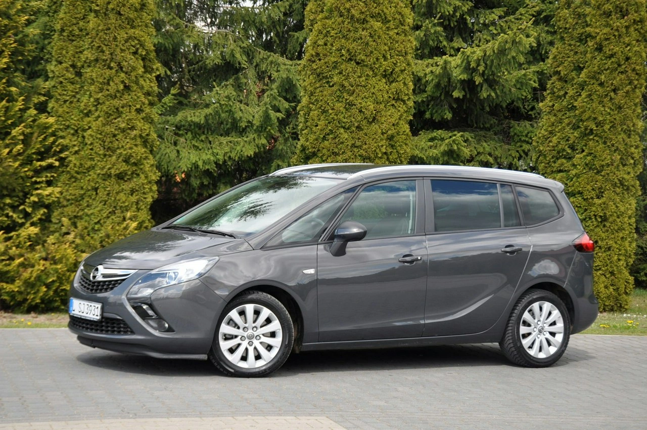 Opel Zafira - Zdjęcie 10