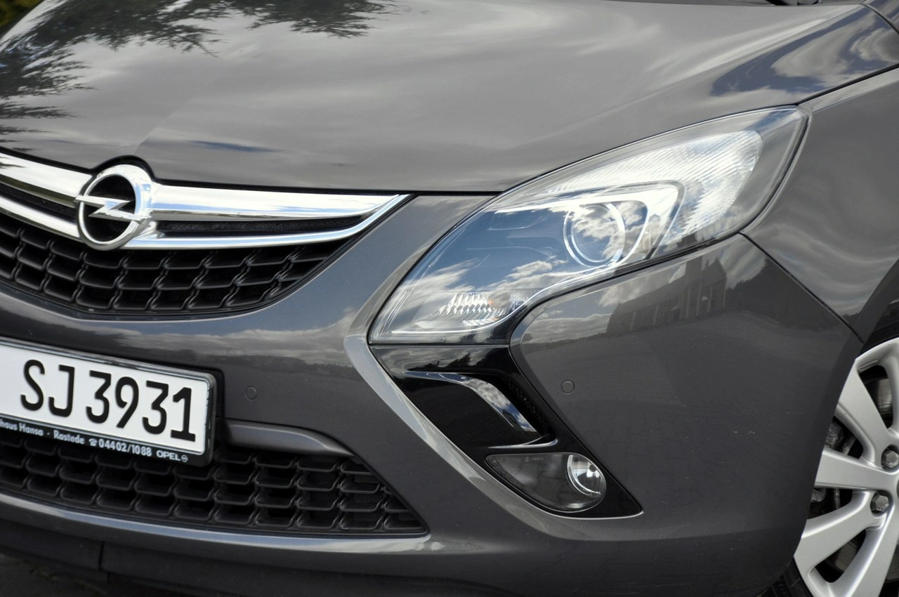 Opel Zafira - Zdjęcie 11