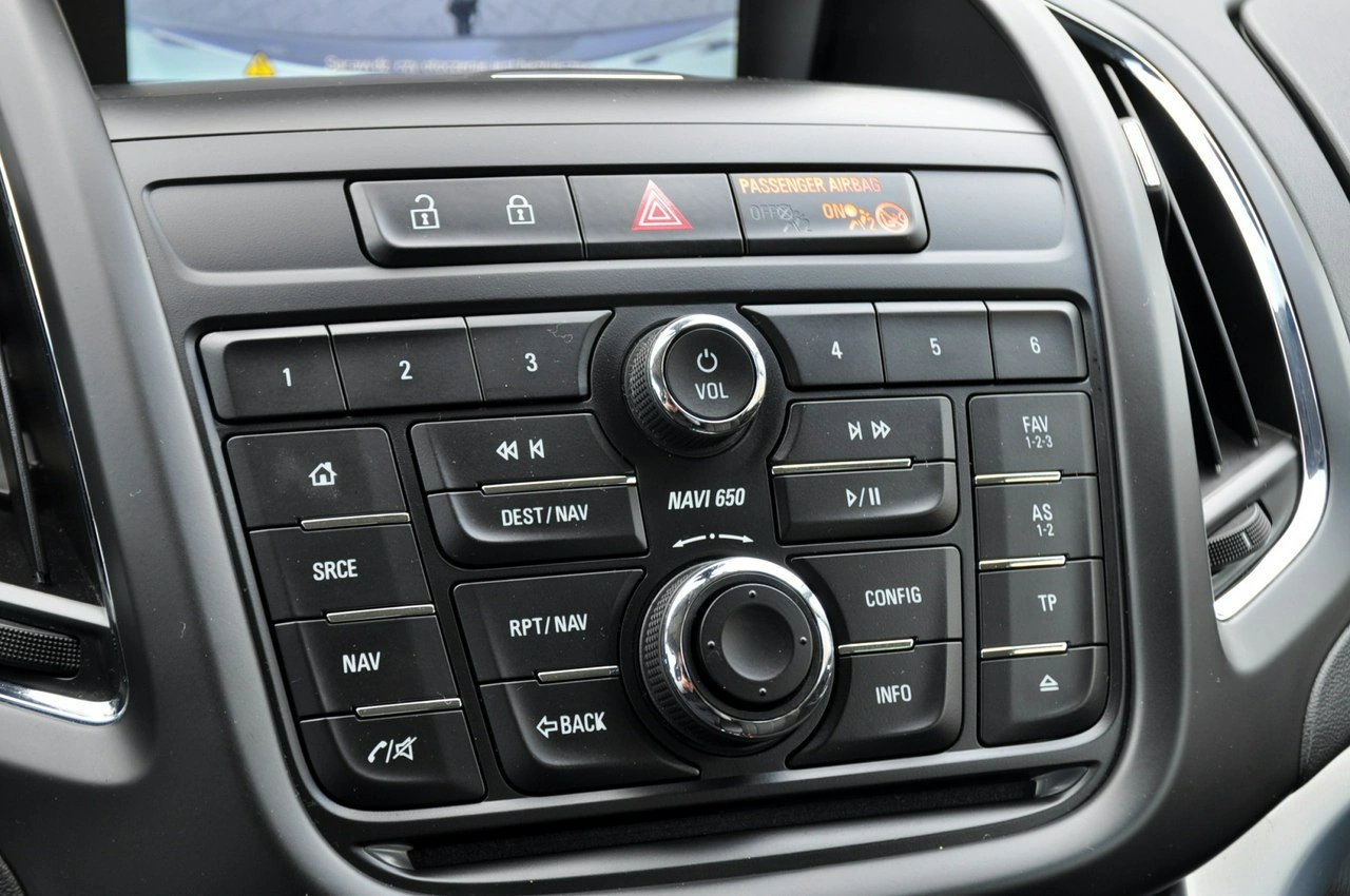 Opel Zafira - Zdjęcie 32