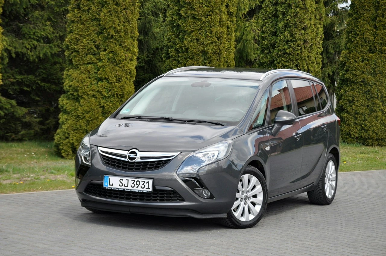 Opel Zafira - Zdjęcie 8