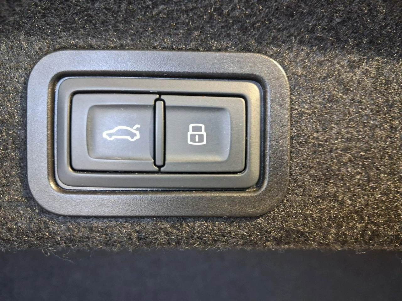 Audi A6 - Zdjęcie 18