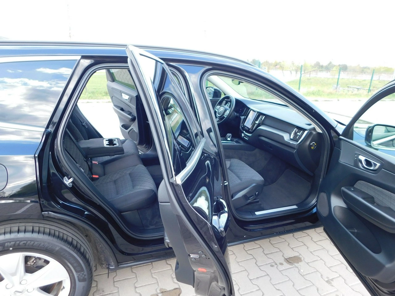Volvo XC 60 - Zdjęcie 10
