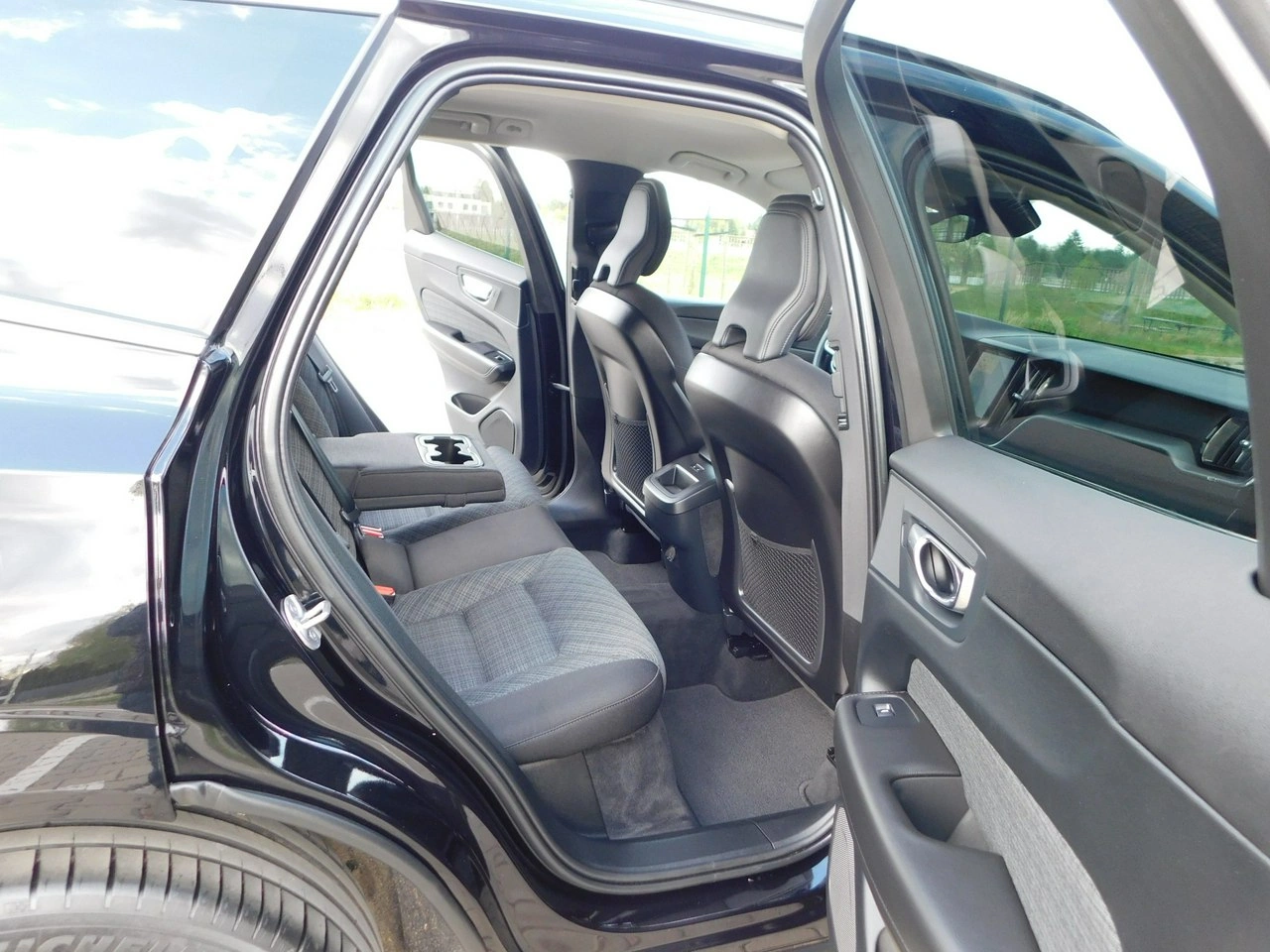Volvo XC 60 - Zdjęcie 11