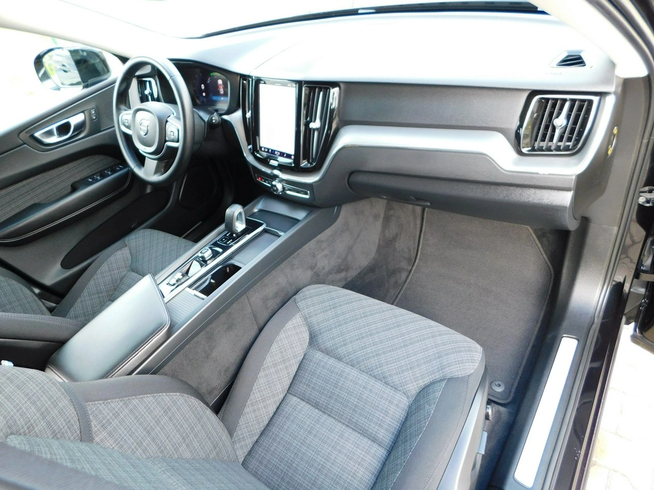 Volvo XC 60 - Zdjęcie 7