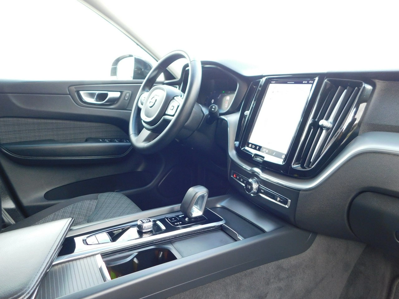 Volvo XC 60 - Zdjęcie 8
