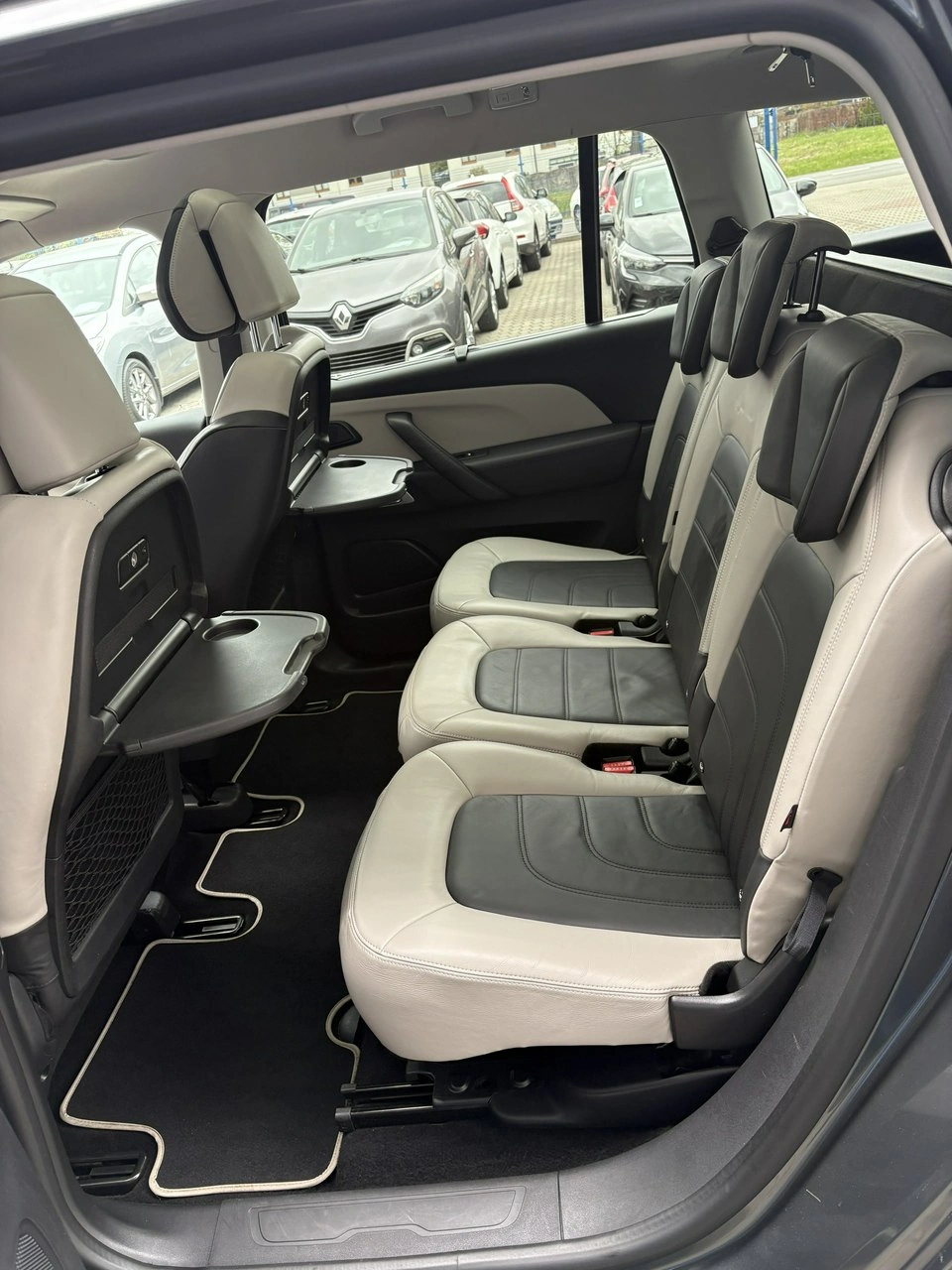 Citroën C4 Grand Picasso - Zdjęcie 17