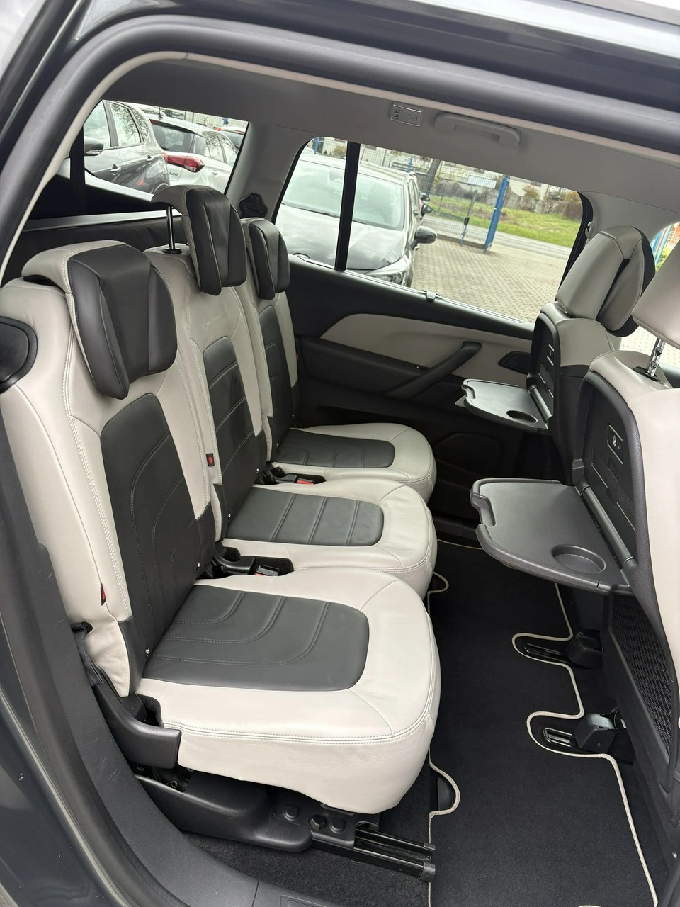 Citroën C4 Grand Picasso - Zdjęcie 22