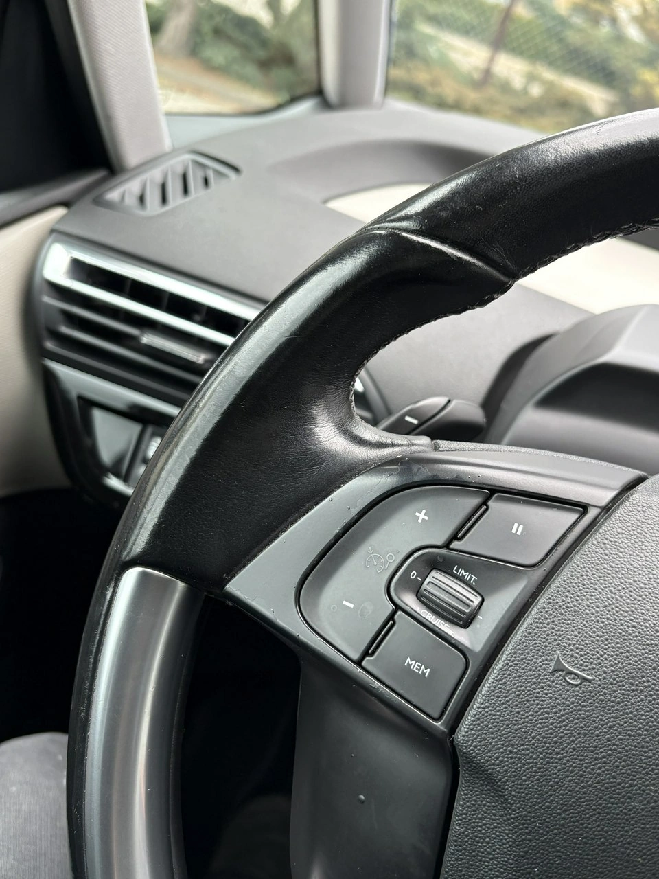 Citroën C4 Grand Picasso - Zdjęcie 27